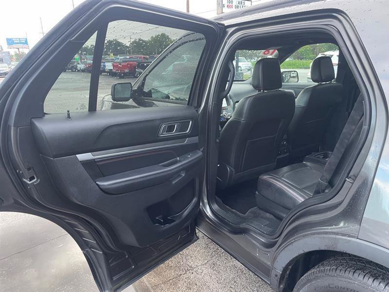 Used 2018 Ford Explorer Sport AWD/4WD image 10
