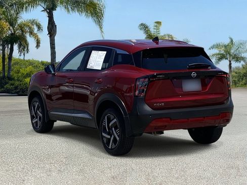 Certified 2026 Nissan Kicks SV FWD image 3