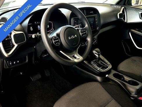 Used 2024 Kia Soul LX w/ Option Group 015 FWD image 13