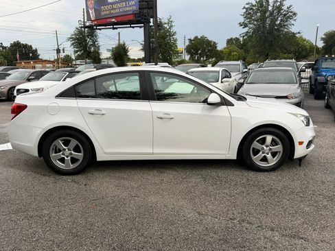 Used 2015 Chevrolet Cruze LT FWD image 5