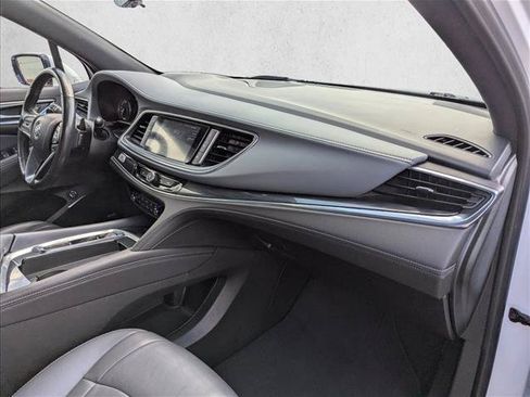 Used 2022 Buick Enclave Premium AWD/4WD image 27