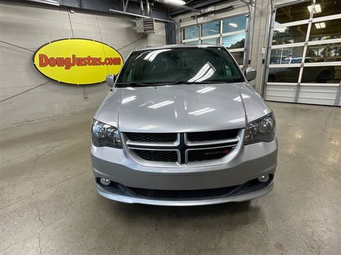 Used 2018 Dodge Grand Caravan GT FWD image 8