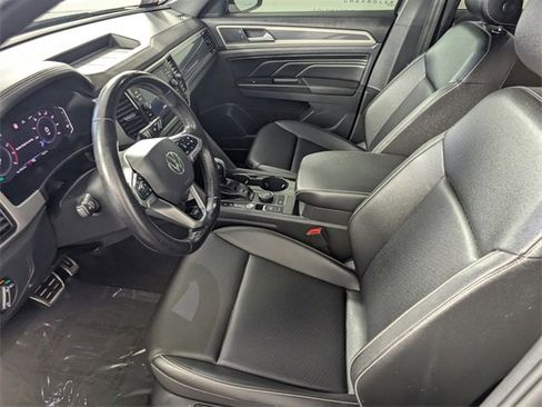 Used 2020 Volkswagen Atlas Cross Sport SEL R-Line image 17