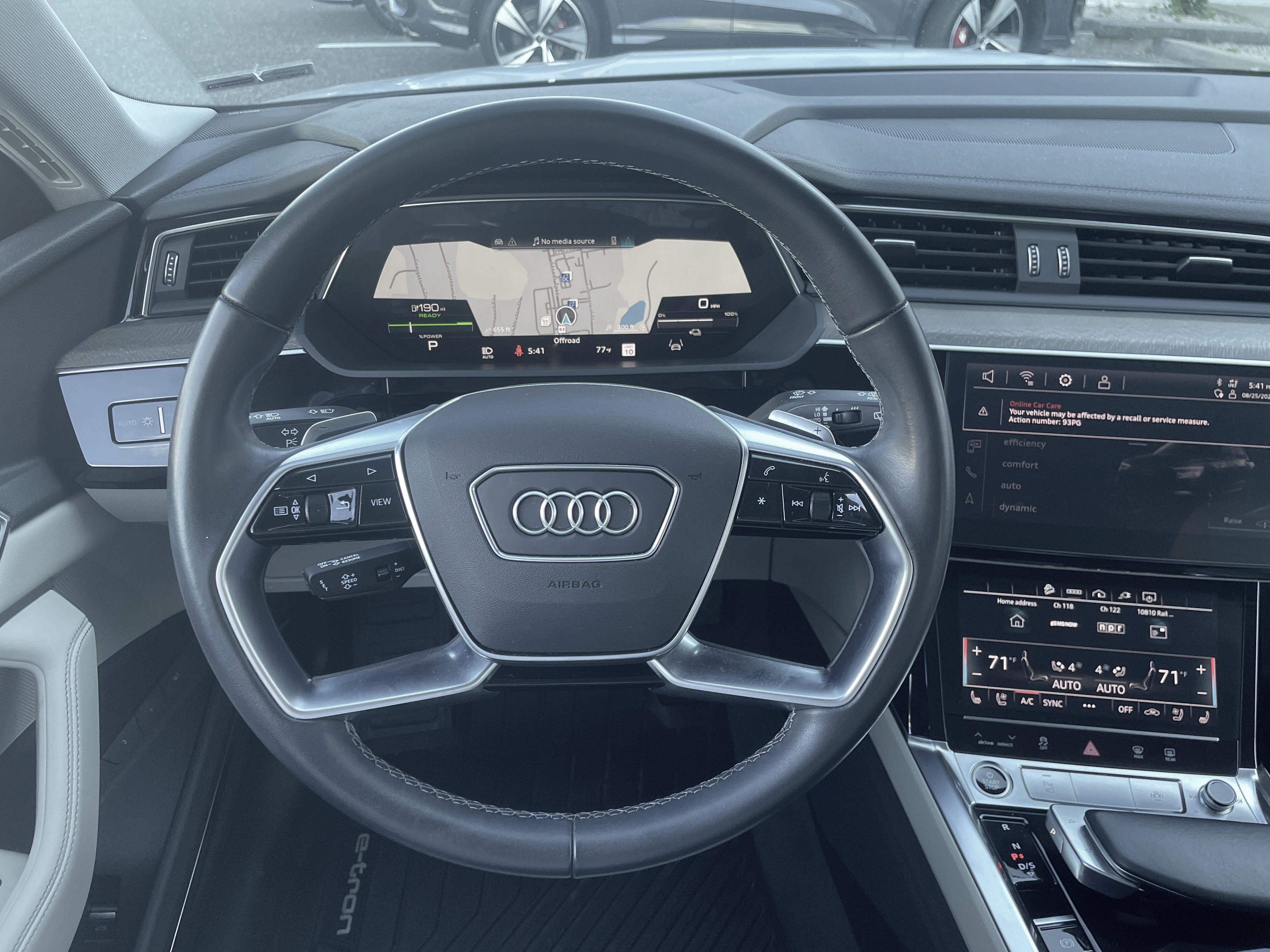 Certified 2024 Audi Q8 e-tron Premium Plus w/ Premium Plus Package AWD/4WD image 9