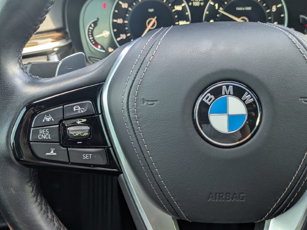Used 2019 BMW 530i RWD image 15