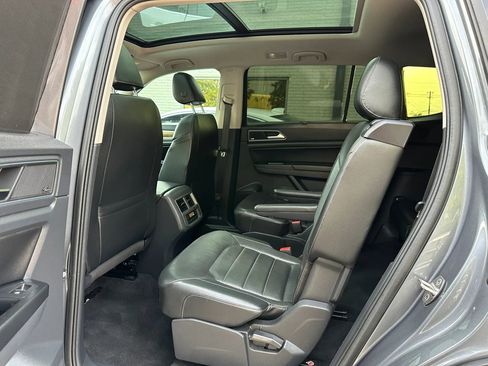 Used 2019 Volkswagen Atlas SEL Premium image 19
