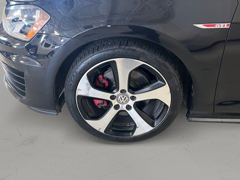 Used 2015 Volkswagen GTI S FWD image 8