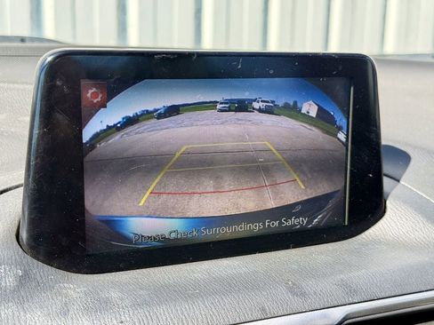 Used 2018 MAZDA MAZDA3 Sport FWD image 26