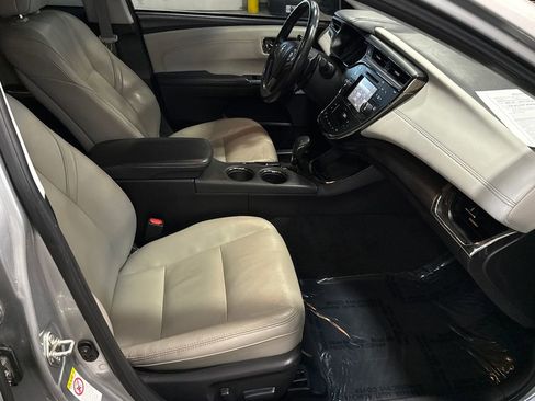 Used 2017 Toyota Avalon Touring w/ Protection Package FWD image 14