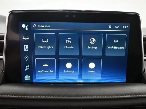 Used 2022 Chevrolet Suburban High Country AWD/4WD image 14