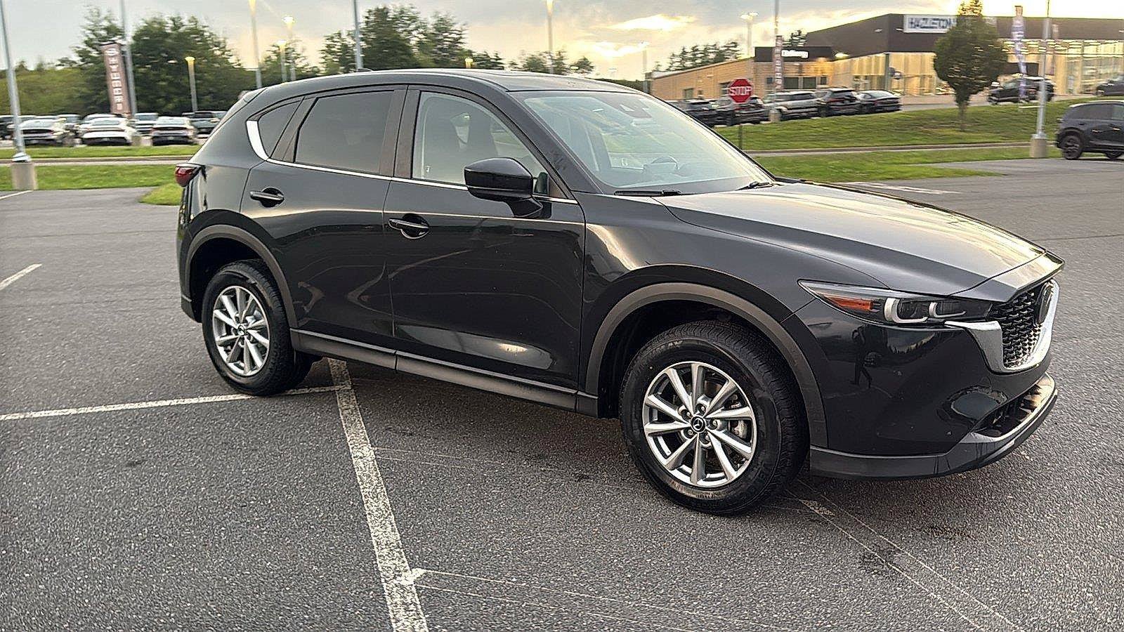 Used 2023 MAZDA CX-5 AWD 2.5 S image 2