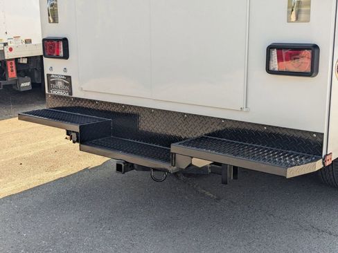 New 2025 GMC Savana 3500 w/ Power Convenience Package image 19