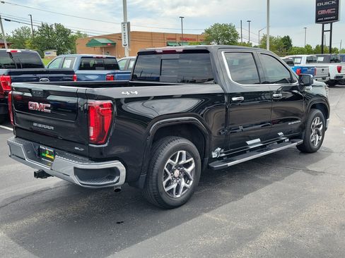 Used 2024 GMC Sierra 1500 SLT w/ SLT Premium Package AWD/4WD image 4