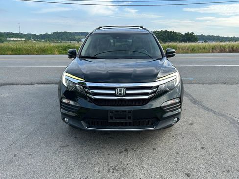 Used 2016 Honda Pilot Touring image 4