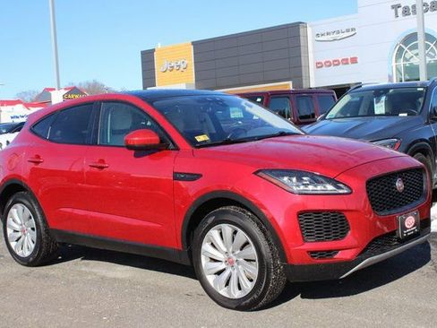 Used 2020 Jaguar E-PACE SE image 1