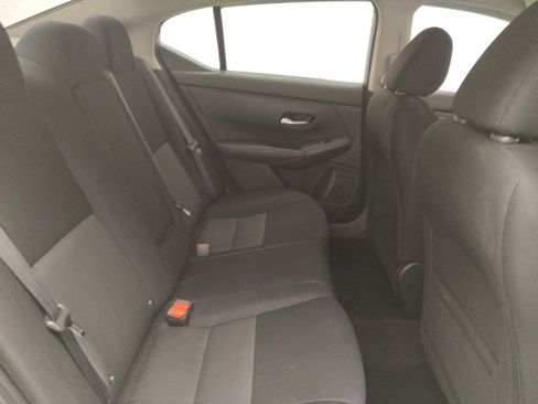 Used 2022 Nissan Sentra SV FWD image 19