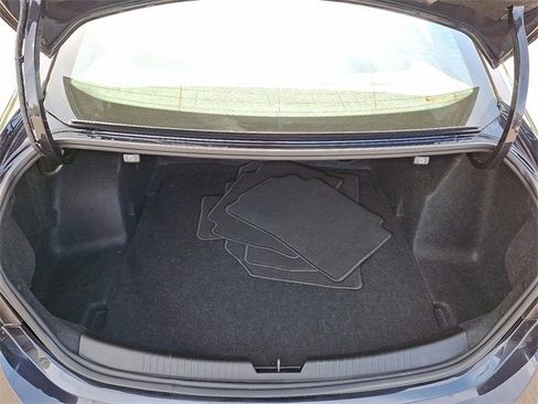 Used 2023 Chevrolet Malibu LT image 28