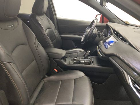 Used 2019 Cadillac XT4 Sport image 21