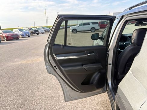 Used 2026 GMC Terrain Elevation w/ Elevation Premium Package AWD/4WD image 35