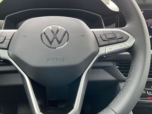 New 2026 Volkswagen Jetta SE FWD image 21