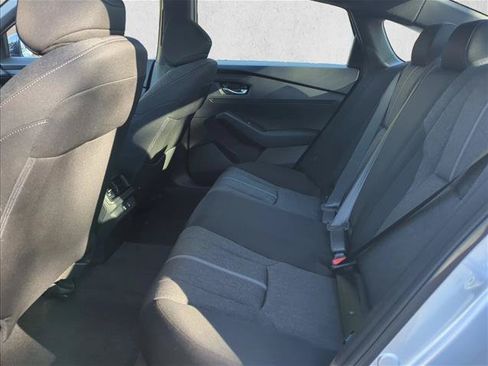 Used 2025 Honda Accord Sport image 4