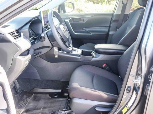 Certified 2025 Toyota RAV4 LE AWD/4WD image 22