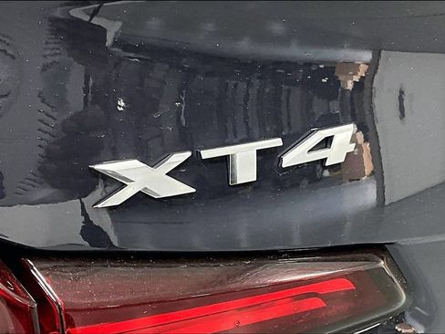 Used 2025 Cadillac XT4 Premium Luxury AWD/4WD image 32