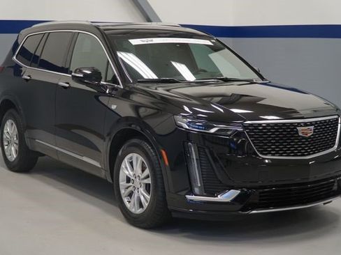 Certified 2024 Cadillac XT6 Luxury AWD/4WD image 6