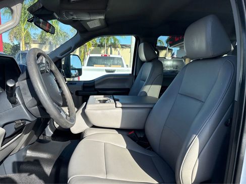 Used 2022 Ford F350 XL w/ Power Equipment Group AWD/4WD image 9