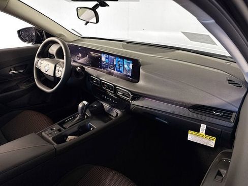 New 2026 Nissan Sentra SR FWD image 23