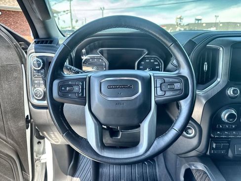 Used 2021 GMC Sierra 1500 Denali w/ Denali Ultimate Package AWD/4WD image 11