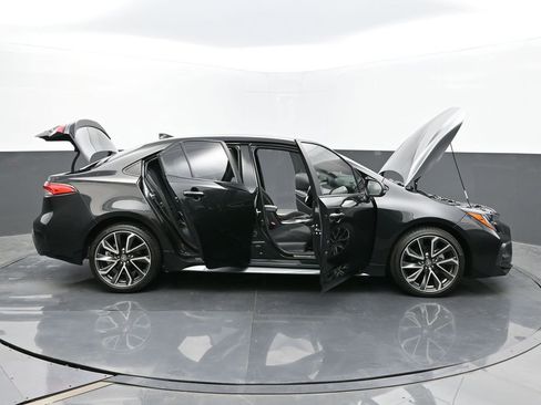 Used 2022 Toyota Corolla SE image 69