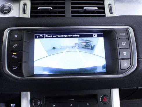 Used 2016 Land Rover Range Rover Evoque SE Premium image 22