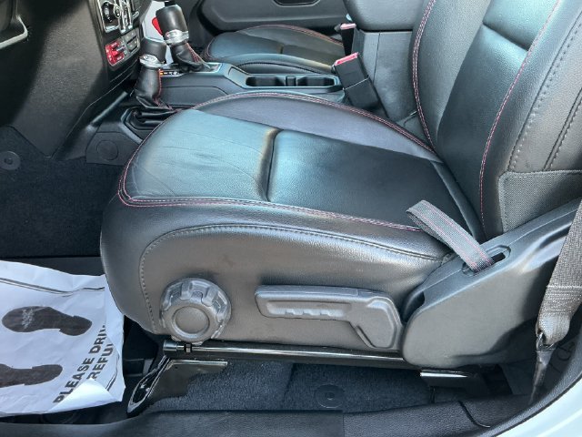 Used 2020 Jeep Gladiator Rubicon AWD/4WD image 14