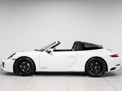 Used 2017 Porsche 911 Targa 4 image 8