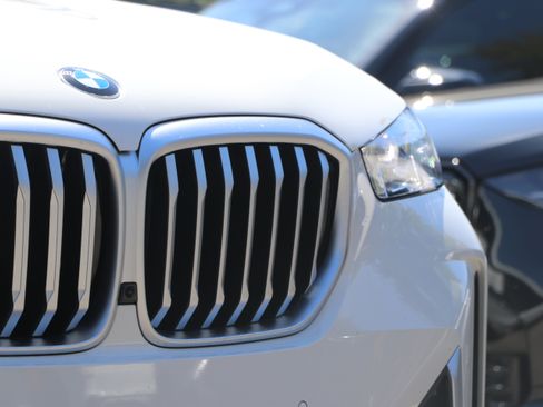 Used 2026 BMW X5 sDrive40i RWD image 6
