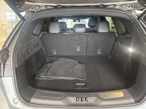 Used 2024 Lincoln Nautilus Reserve w/ Equipment Group 202A image 11