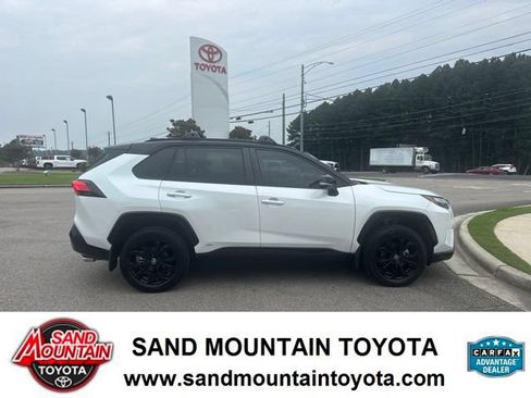 Used 2024 Toyota RAV4 XSE AWD/4WD image 2
