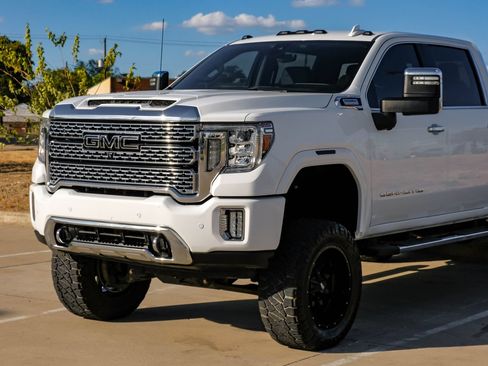 Used 2020 GMC Sierra 2500 Denali w/ Technology Package AWD/4WD image 7