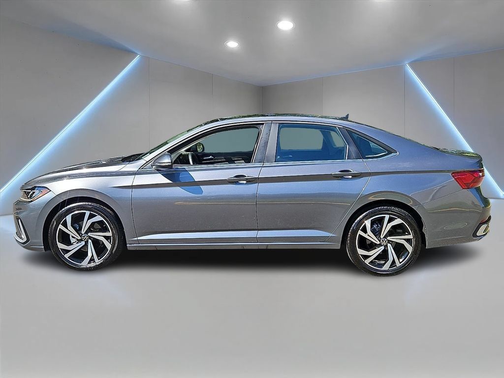 Certified 2025 Volkswagen Jetta SEL FWD image 7