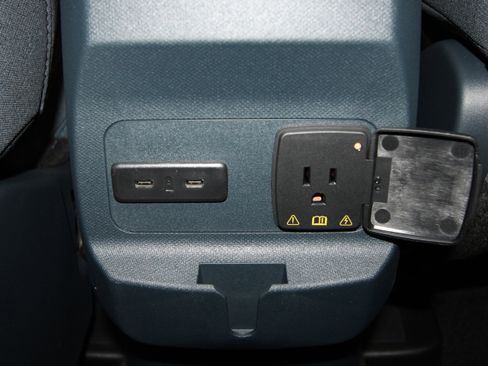 New 2025 Ford Maverick XLT w/ XLT Luxury Package image 22