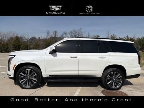 Used 2025 Cadillac Escalade Sport image 3