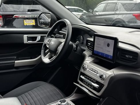 Certified 2023 Ford Explorer XLT AWD/4WD image 33
