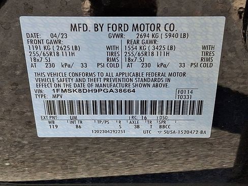 Used 2023 Ford Explorer XLT image 27