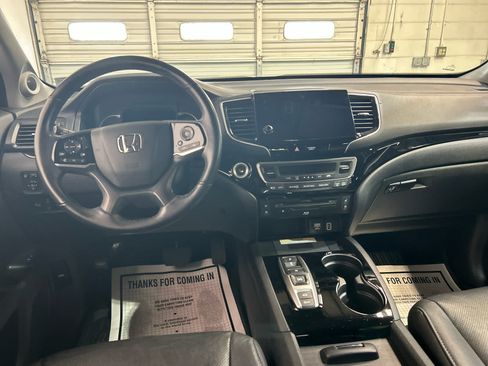 Used 2020 Honda Pilot Elite image 4
