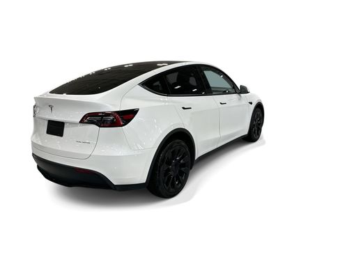 Certified 2023 Tesla Model Y Long Range AWD/4WD image 6