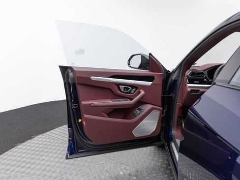 Used 2026 Lamborghini Urus SE AWD/4WD image 22