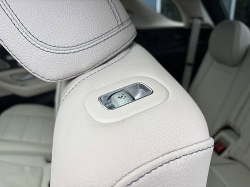 Used 2021 Mercedes-Benz GLE 350 4MATIC image 43