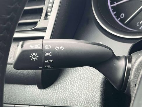 Certified 2023 Toyota Camry SE w/ Cold Weather Package image 27