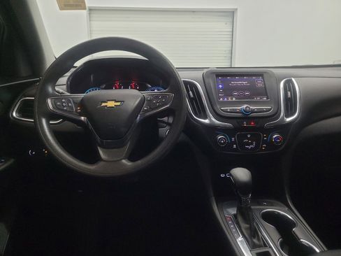 Used 2024 Chevrolet Equinox LT FWD image 22